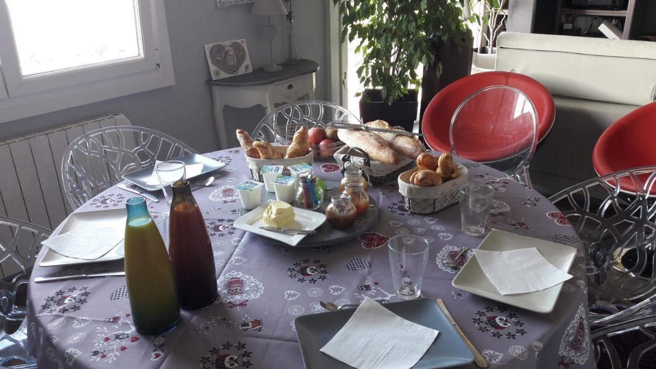 Bed and Breakfast La Colline Aux Yeux Doubs Baume-les-Dames Zewnętrze zdjęcie